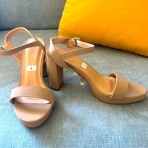 Beige heels